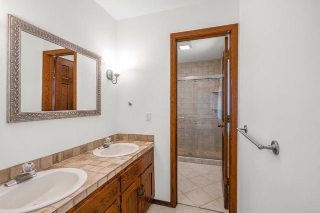 2805 Alvarado Lane N, Plymouth, MN 55447
