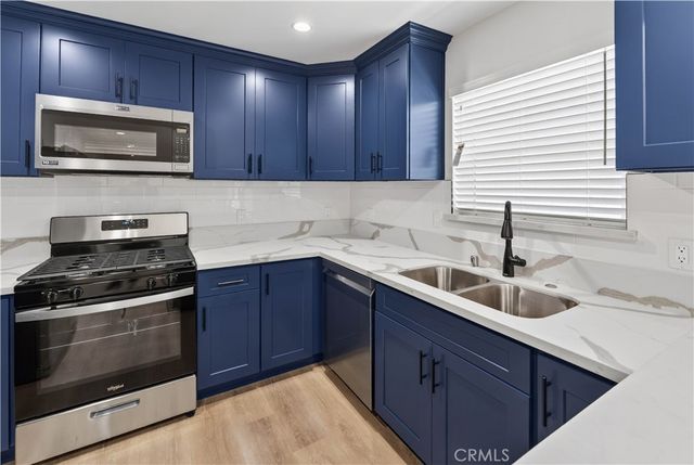 678 E 45th, Los Angeles, CA 90011