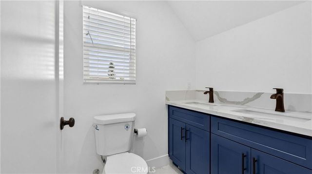 678 E 45th, Los Angeles, CA 90011