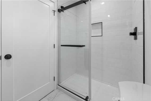 678 E 45th, Los Angeles, CA 90011