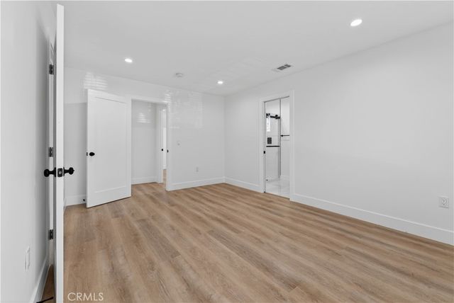 678 E 45th, Los Angeles, CA 90011