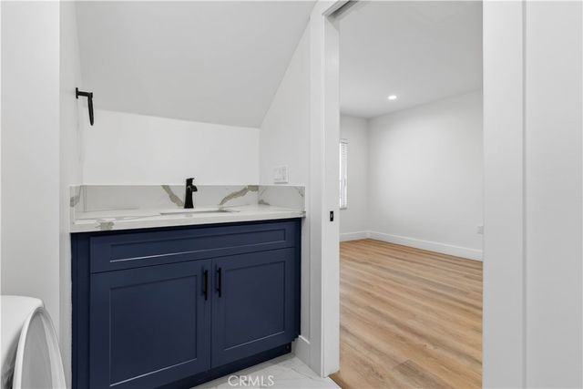 678 E 45th, Los Angeles, CA 90011