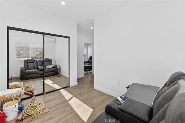 678 E 45th, Los Angeles, CA 90011