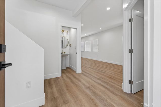678 E 45th, Los Angeles, CA 90011