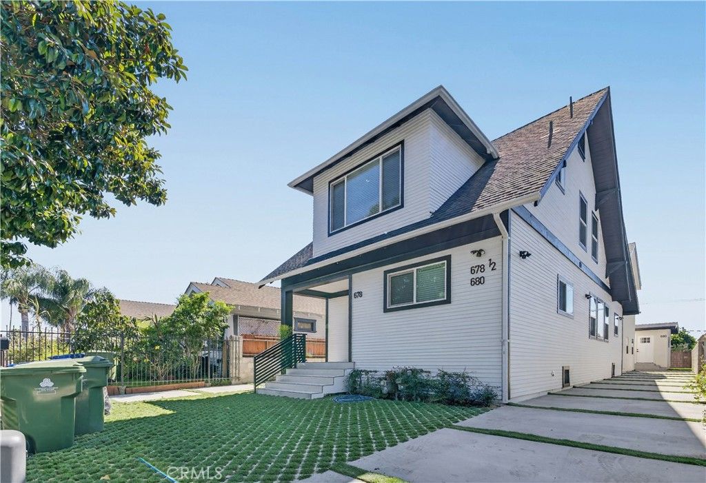 678 E 45th, Los Angeles, CA 90011 — photo 2