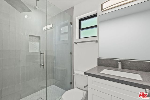 521 N Martel Avenue, Los Angeles, CA 90036