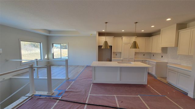 8219 Buckley Court, Johnston, IA 50111