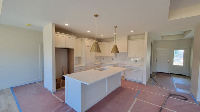 8219 Buckley Court, Johnston, IA 50111