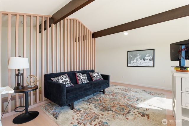 18174 Brittany Drive SW, Normandy Park, WA 98166