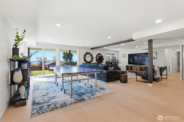 18174 Brittany Drive SW, Normandy Park, WA 98166