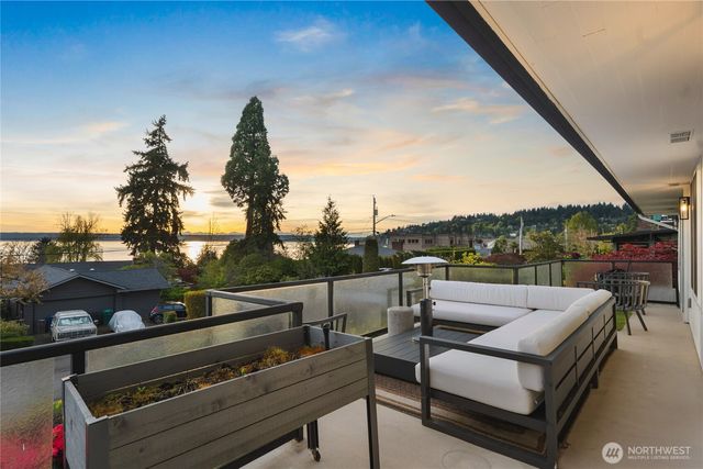 18174 Brittany Drive SW, Normandy Park, WA 98166