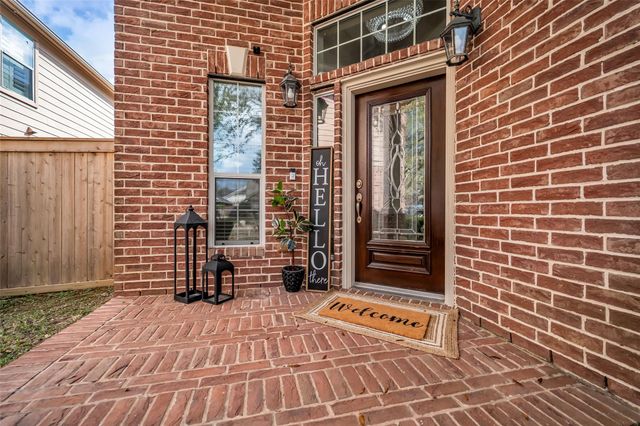 3307 Long Briar Lane, Sugar Land, TX 77498