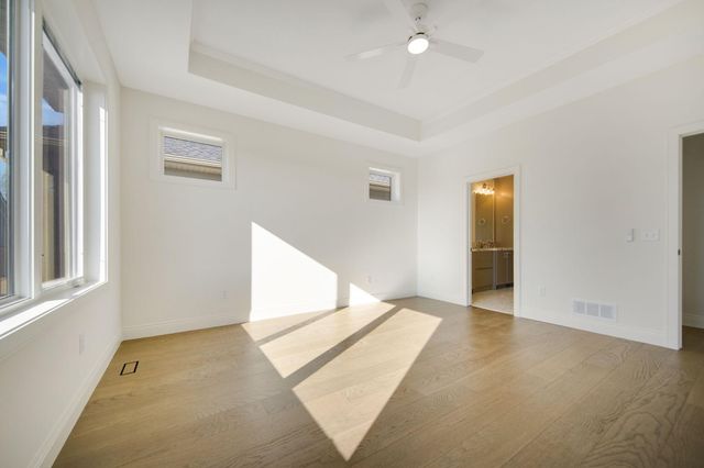 320 Laurel Curve, Golden Valley, MN 55426