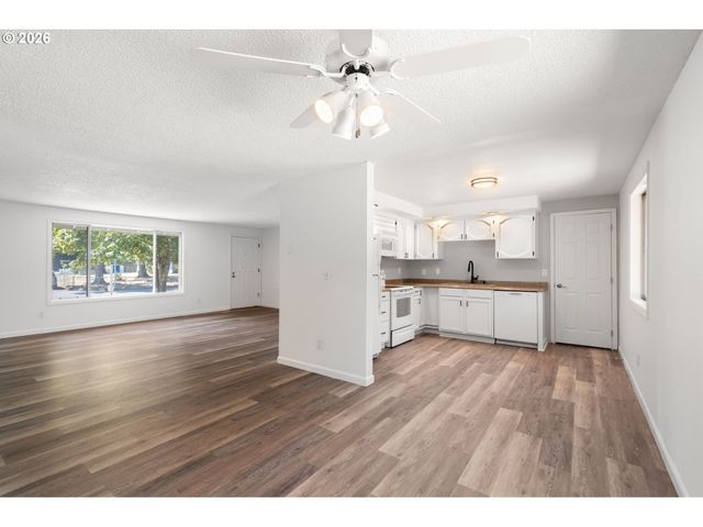 15820 Se 3RD St, Vancouver, WA 98684