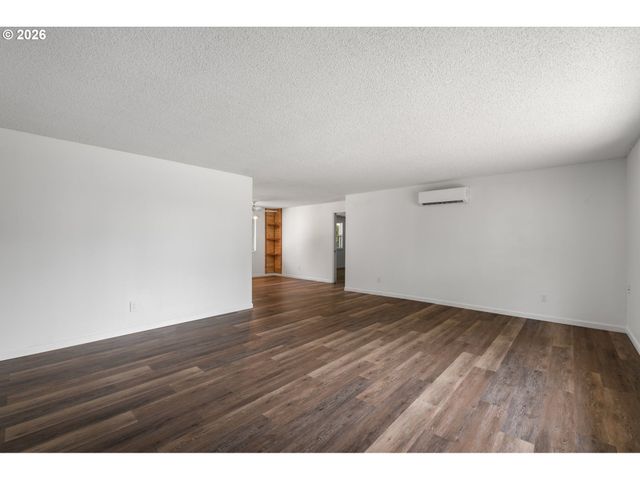 15820 Se 3RD St, Vancouver, WA 98684