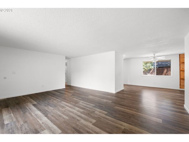 15820 Se 3RD St, Vancouver, WA 98684