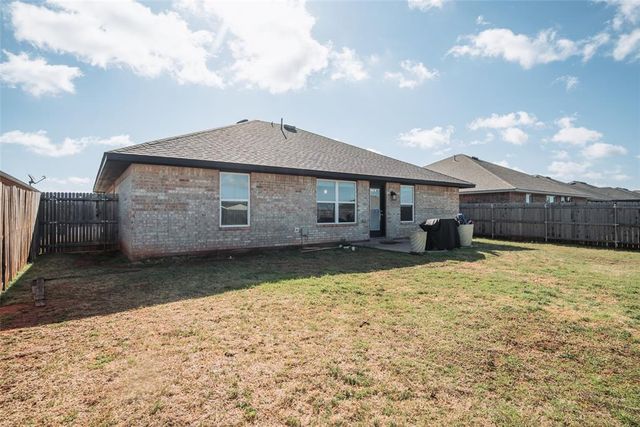 4705 Apatite Bluff Drive, Oklahoma City, OK 73179