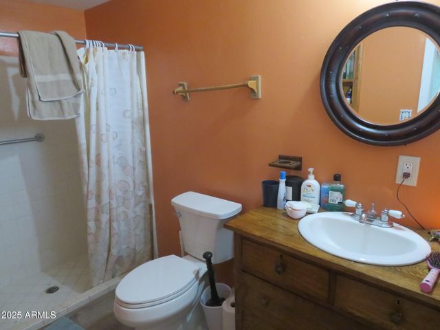 10019 S HONEYSUCKLE Drive, Hereford, AZ 85615