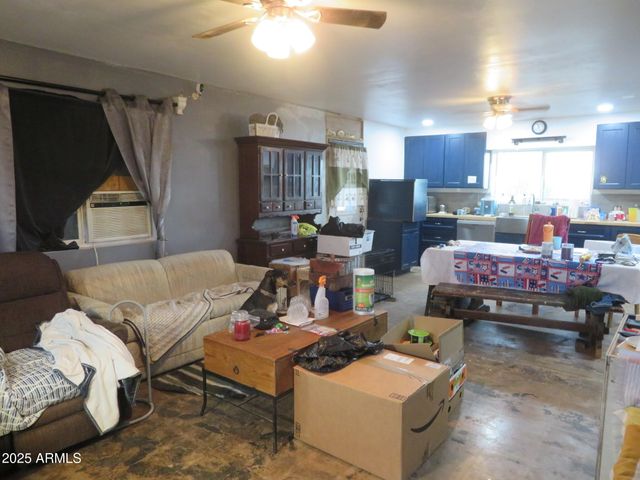 10019 S HONEYSUCKLE Drive, Hereford, AZ 85615