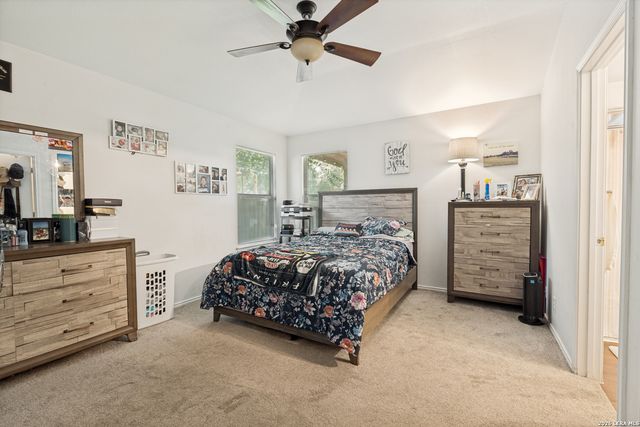 15822 MANES GRV, San Antonio, TX 78247