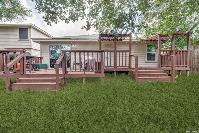 15822 MANES GRV, San Antonio, TX 78247