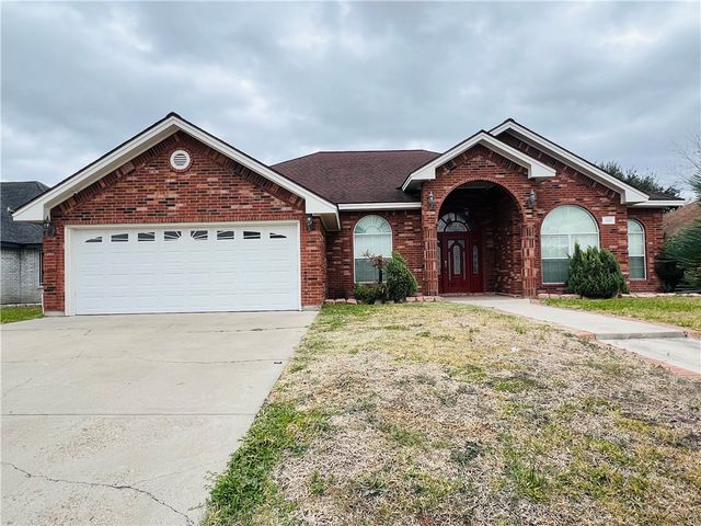 1245 Carlos, Alice, TX 78332