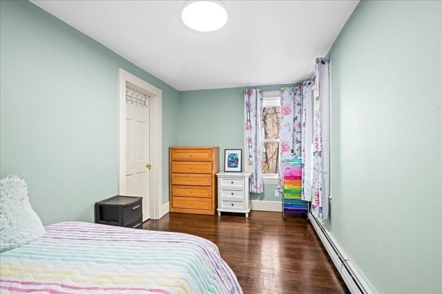 39 Forest St, North Brookfield, MA 01535