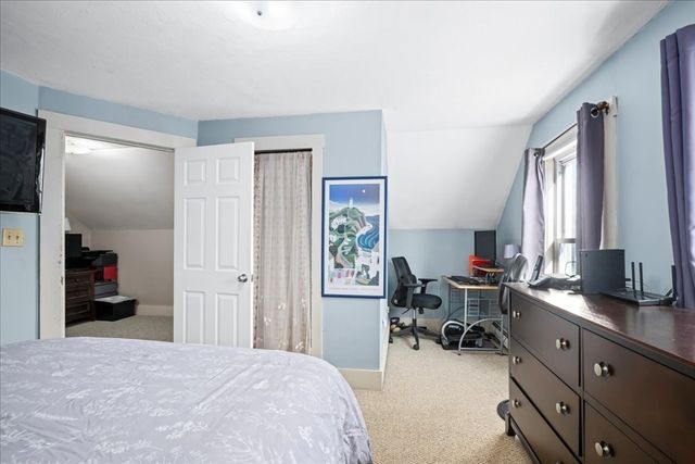 39 Forest St, North Brookfield, MA 01535