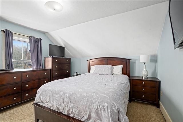 39 Forest St, North Brookfield, MA 01535