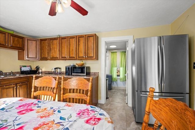 39 Forest St, North Brookfield, MA 01535