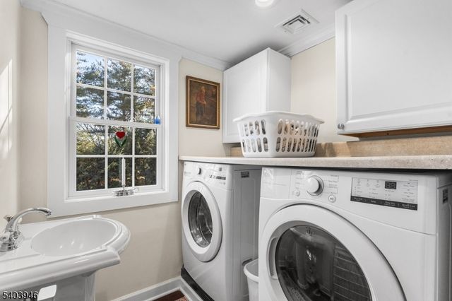 1 Bonetown Rd, Raritan Twp., NJ 08822