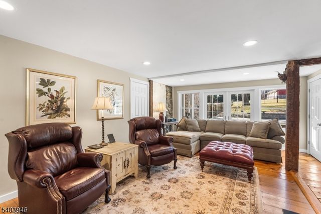 1 Bonetown Rd, Raritan Twp., NJ 08822