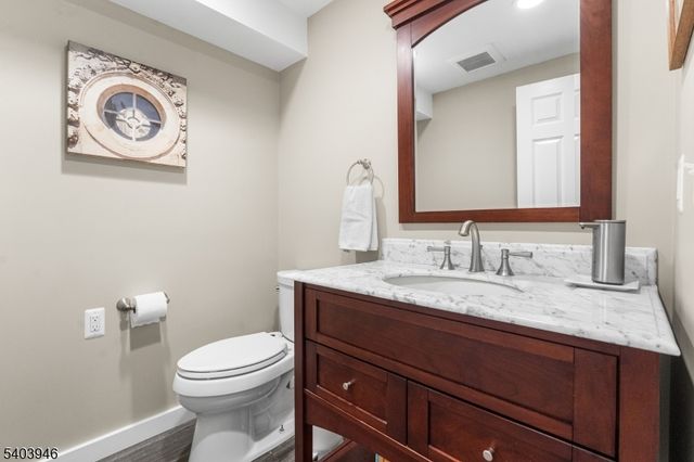 1 Bonetown Rd, Raritan Twp., NJ 08822