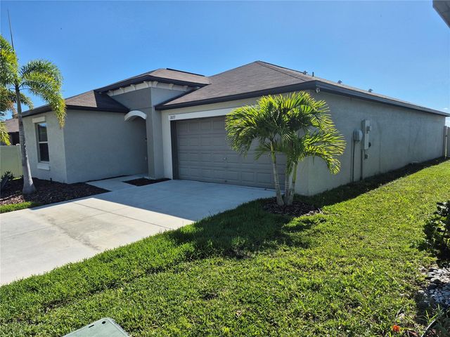7033 KING CREEK DRIVE, Sun City Center, FL 33573