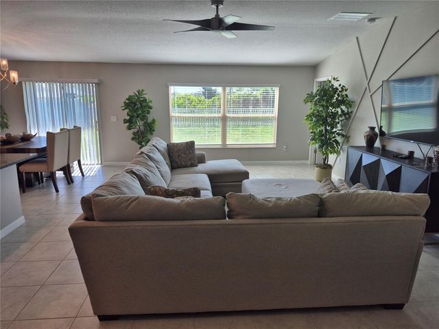 7033 KING CREEK DRIVE, Sun City Center, FL 33573