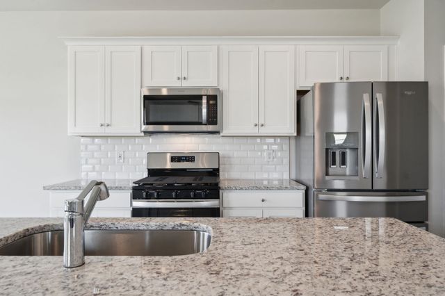 108 MEADOW RIDGE WAY, Staunton, VA 24401