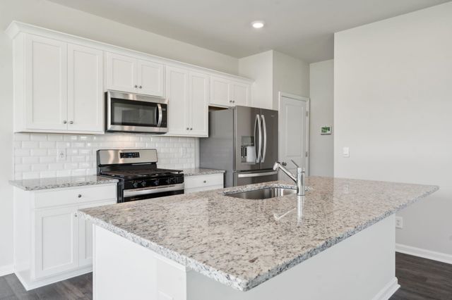 108 MEADOW RIDGE WAY, Staunton, VA 24401