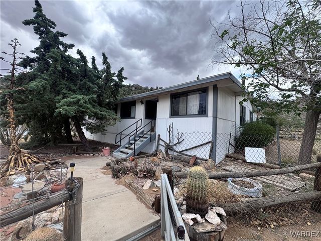 9000 N Vock Canyon Lane, Kingman, AZ 86409