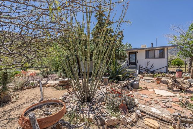 9000 N Vock Canyon Lane, Kingman, AZ 86409