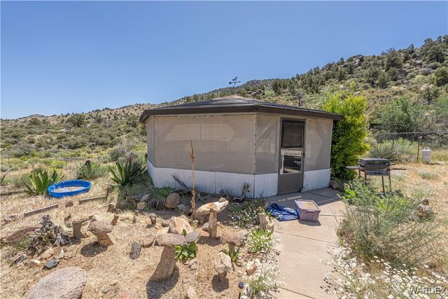 9000 N Vock Canyon Lane, Kingman, AZ 86409