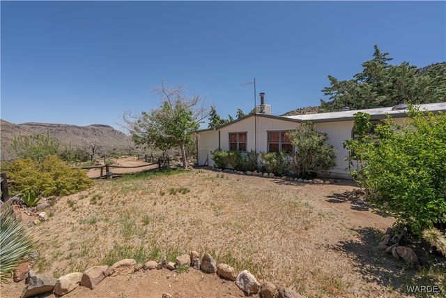 9000 N Vock Canyon Lane, Kingman, AZ 86409