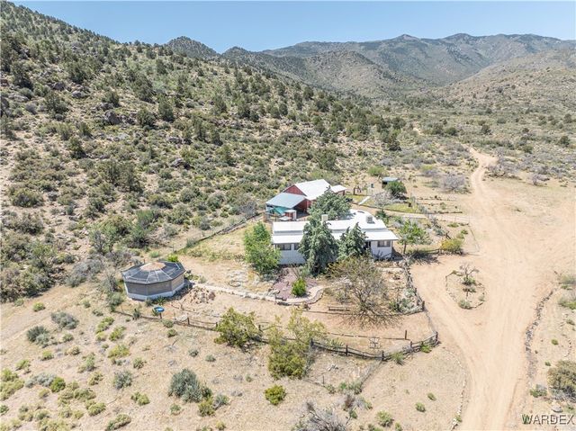9000 N Vock Canyon Lane, Kingman, AZ 86409