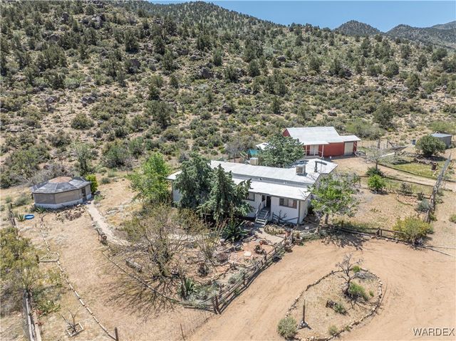 9000 N Vock Canyon Lane, Kingman, AZ 86409