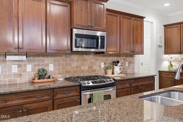 3116 Canopy Woods Drive, Apex, NC 27539