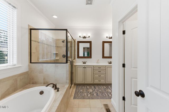 3116 Canopy Woods Drive, Apex, NC 27539