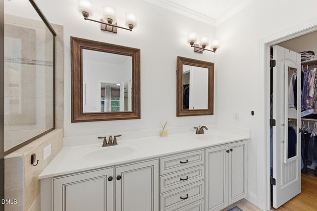 3116 Canopy Woods Drive, Apex, NC 27539