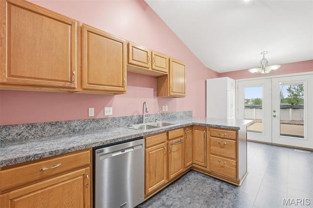 211 High Ridge Valley Court, Foley, MO 63347