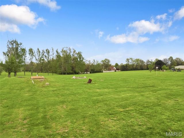 211 High Ridge Valley Court, Foley, MO 63347
