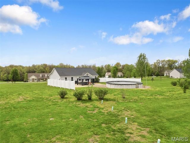 211 High Ridge Valley Court, Foley, MO 63347