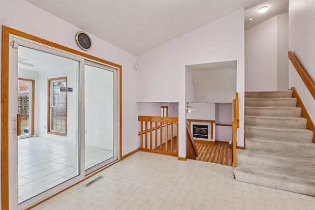 2236 Riverwoods Avenue, Des Moines, IA 50320